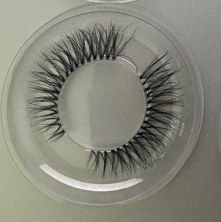 Butterfly Barbie - Invisible / Clear Band Strip Lashes