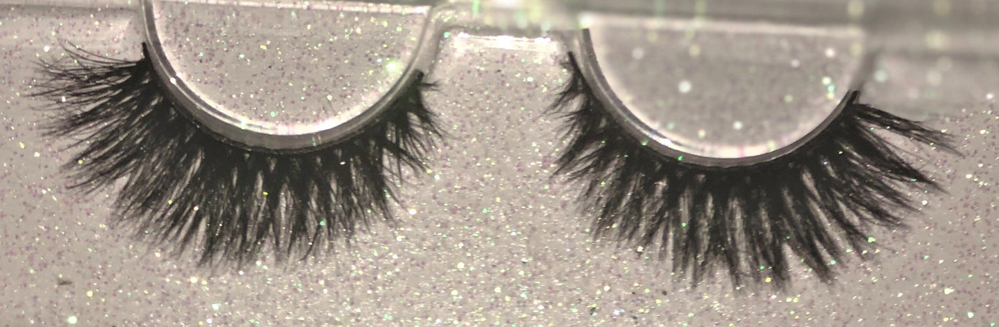 Golden Goddess - Lashes